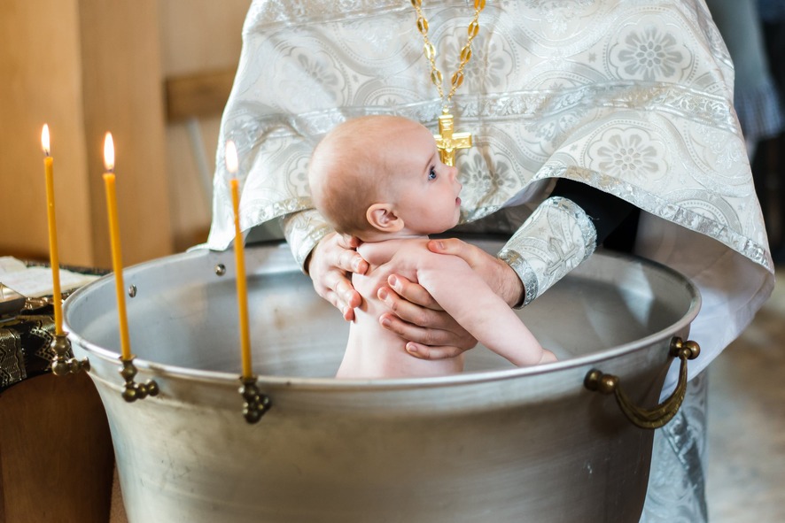 Приметы о крещении – почему важно знать когда нельзя крестить ребенка
