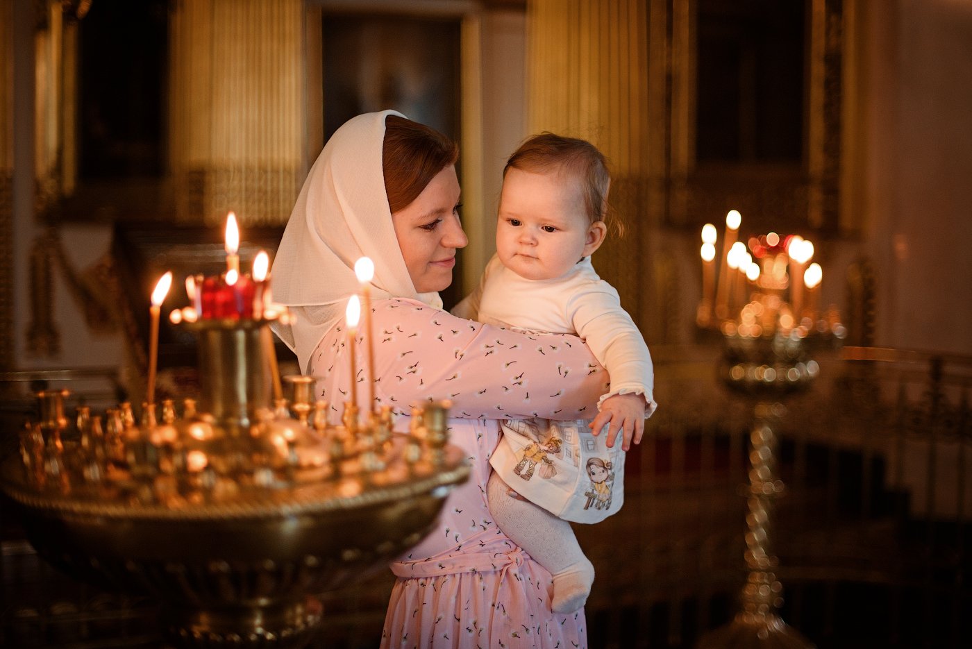 Можно ли беременной крестить ребенка в церкви в народных приметах